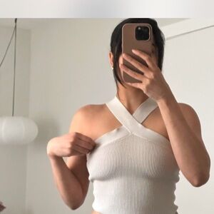 Aritzia White Halter Crop Top with Ribbed Texture and Sleeveless Design